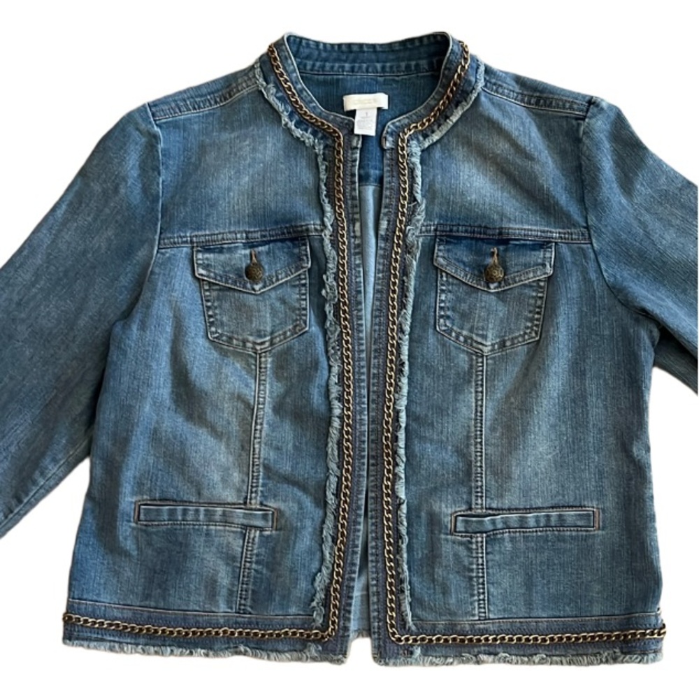 CHICOS WOMEN’S OPEN FRONT DISTRESS JEAN JACKET CHAIN DETAILING SIZE: 1 (MEDIUM)